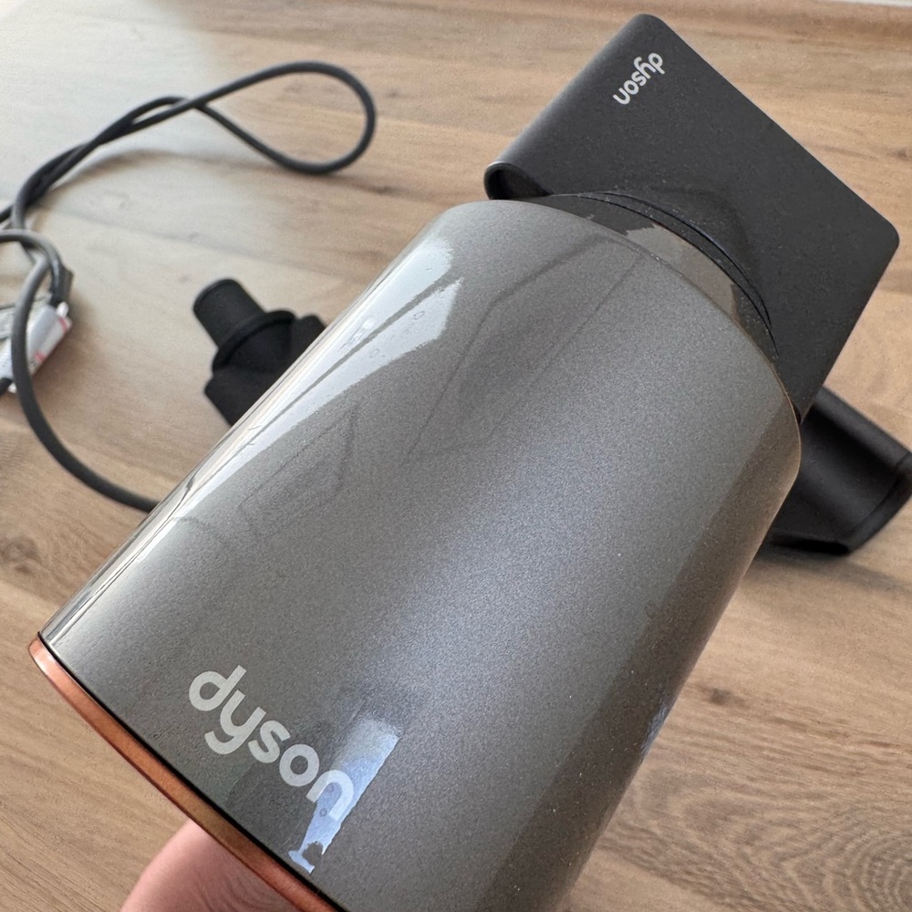 Dyson Supersonic Origin Hairdryer - Metallic Gray and Black